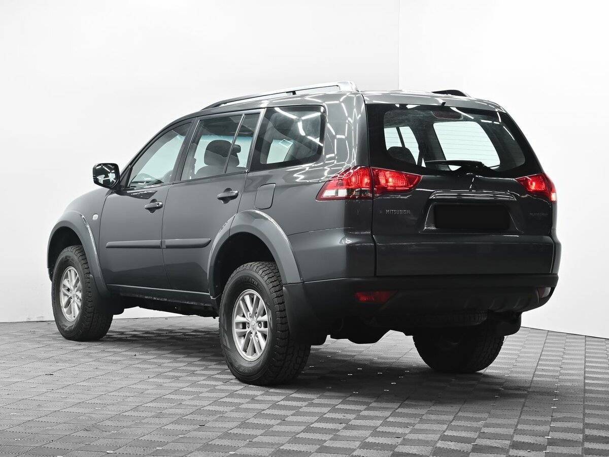 Mitsubishi Pajero Sport, 2014 Фото №3