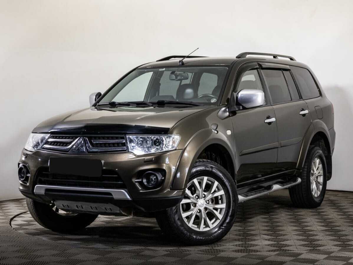 Mitsubishi Pajero Sport, 2015 Фото №1
