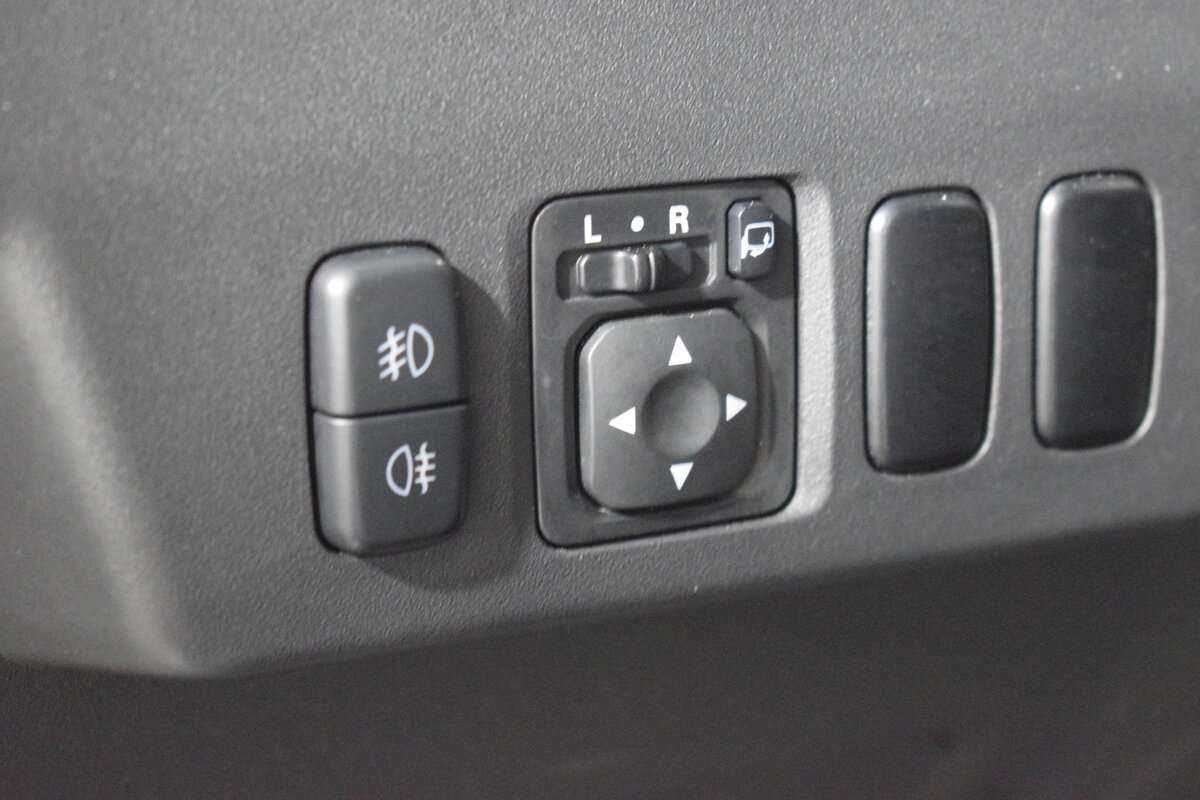 Mitsubishi Pajero, 2014 Фото №9