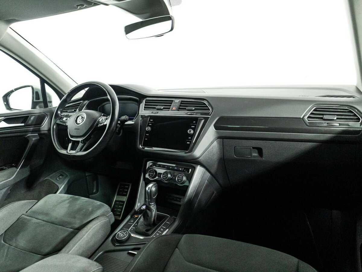 Volkswagen Tiguan, 2019 Фото №9