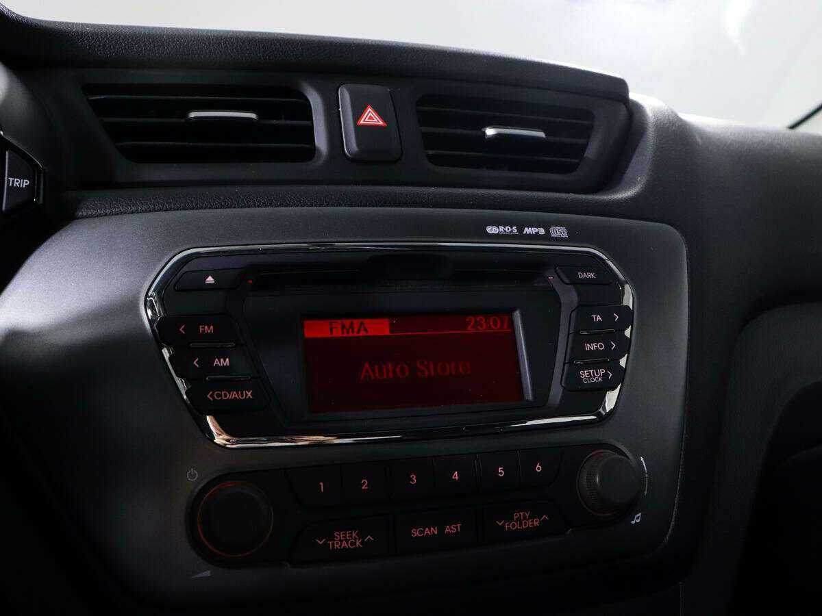 Kia Rio 5-speed, 2013 Фото №15