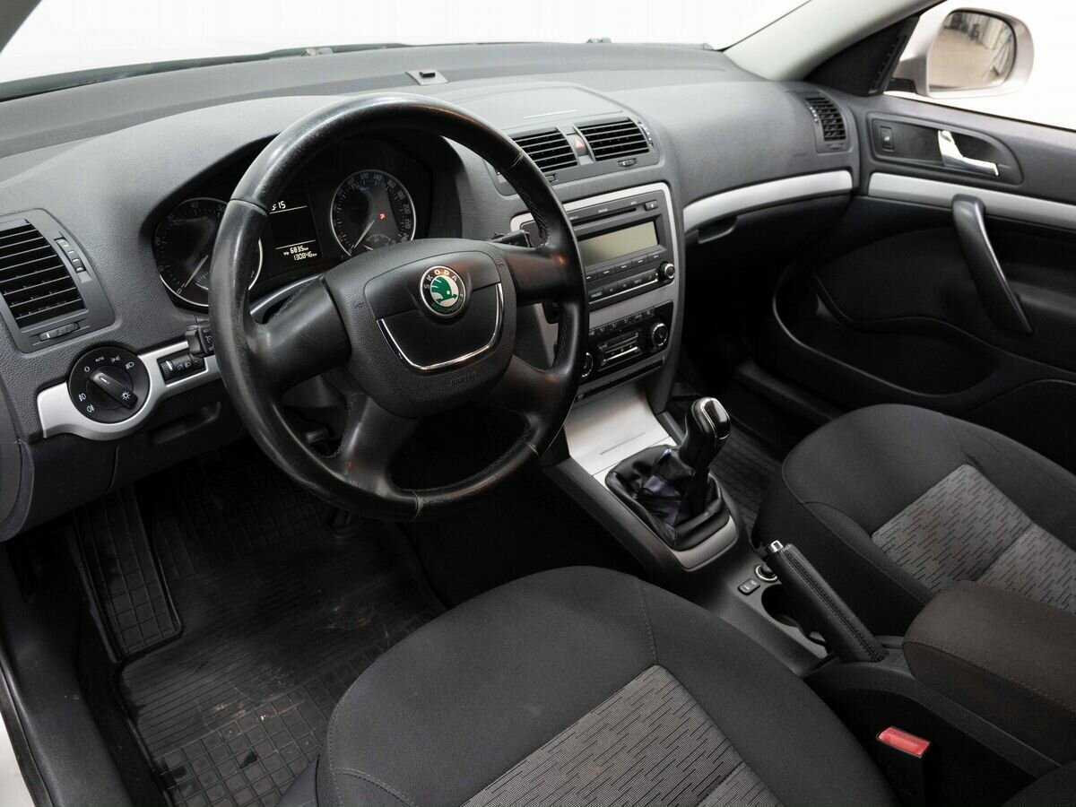 Skoda Octavia, 2012 Фото №8