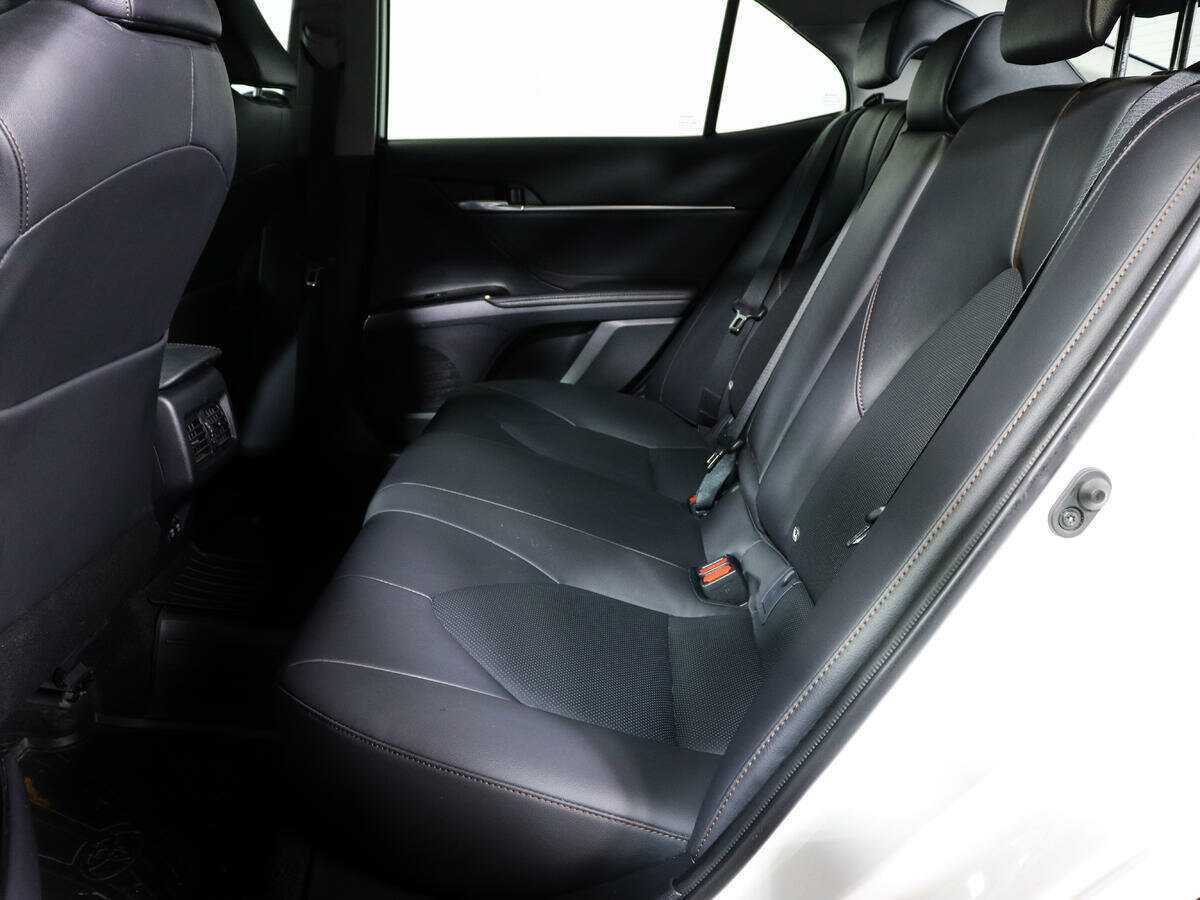 Toyota Camry, 2018 Фото №10