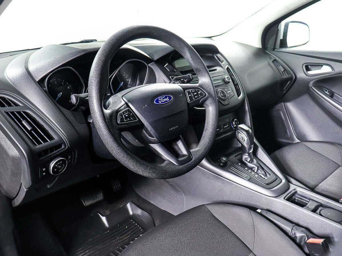 Ford Focus, 2018 Фото №11