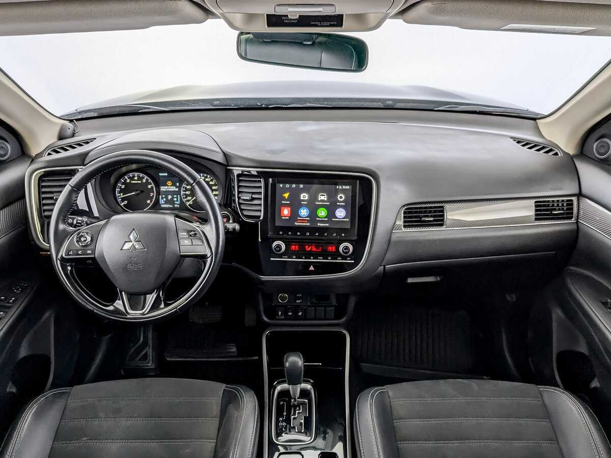 Mitsubishi Outlander, 2021 Фото №14