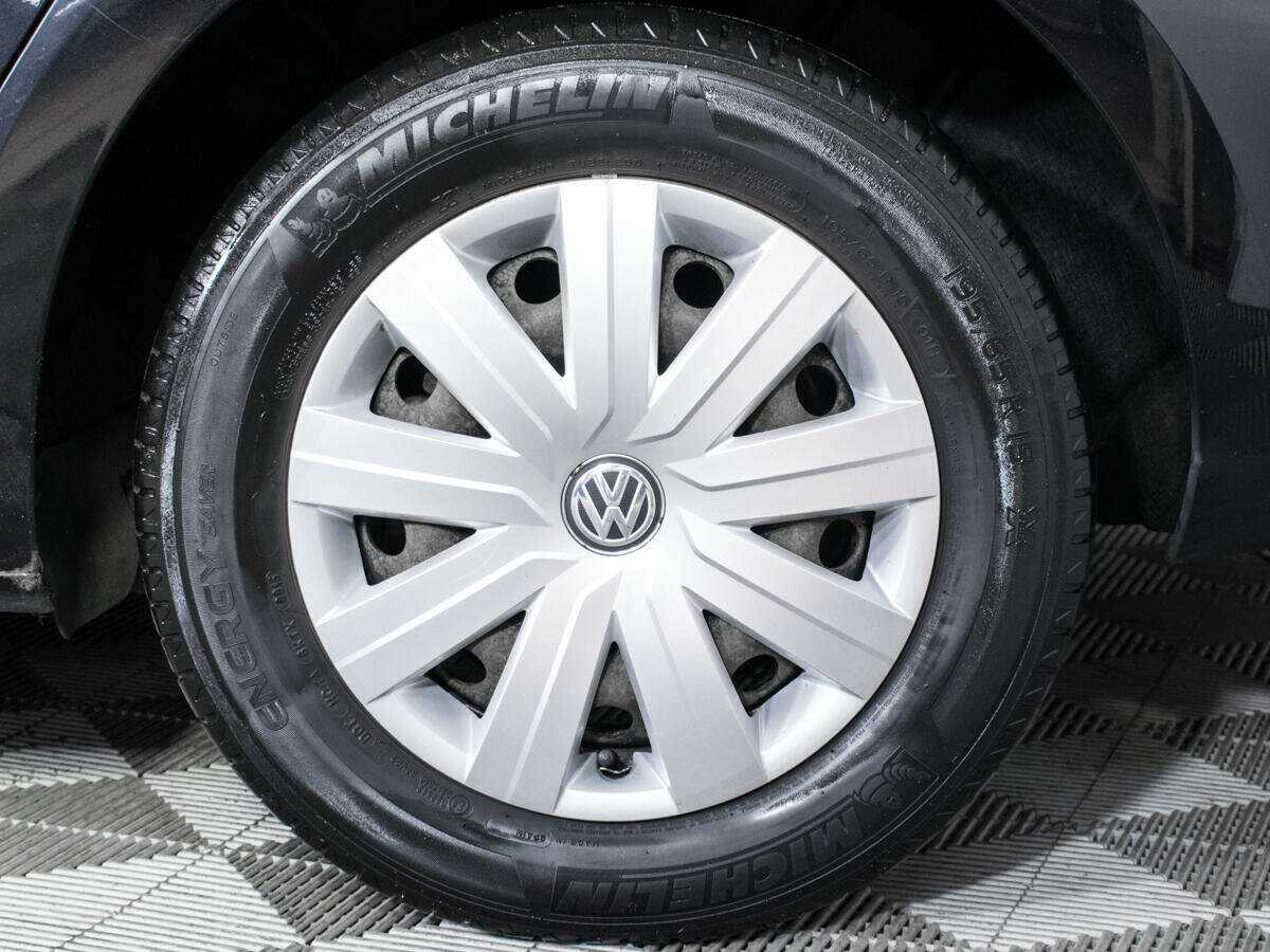 Volkswagen Jetta, 2015 Фото №16