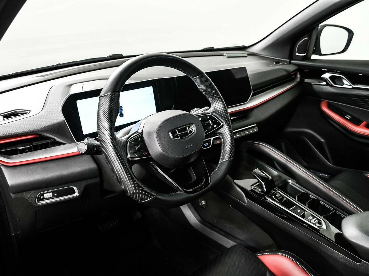 Geely Coolray, 2024 Фото №13