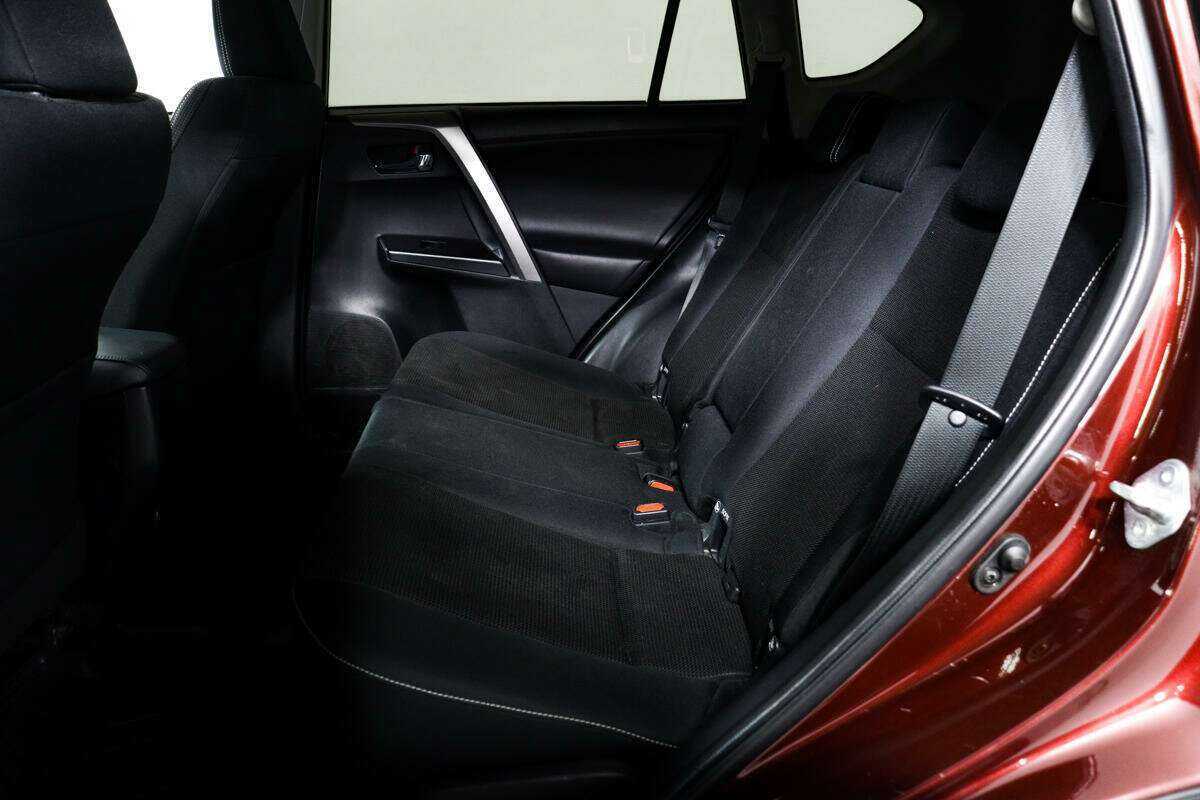 Toyota RAV4, 2016 Фото №12