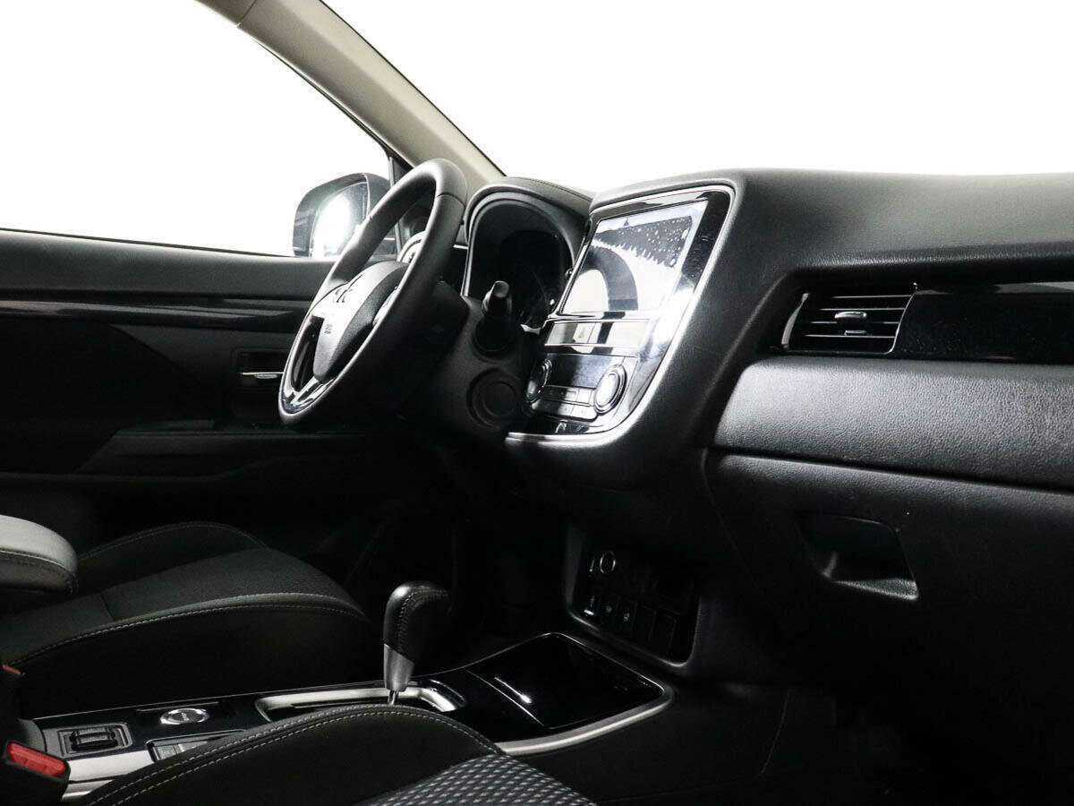Mitsubishi Outlander, 2019 Фото №7