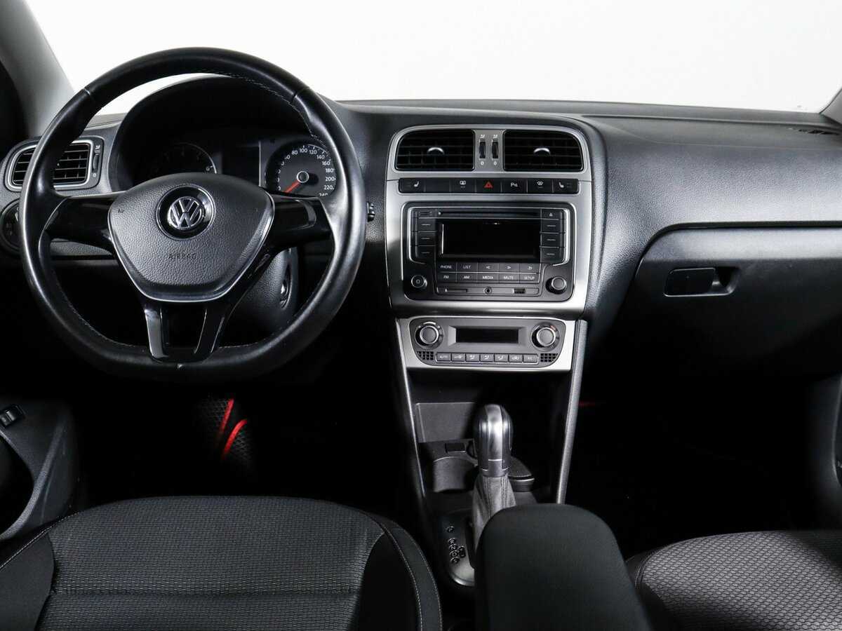 Volkswagen Polo, 2018 Фото №12