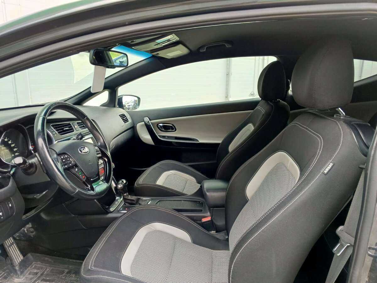 Kia Ceed, 2015 Фото №11