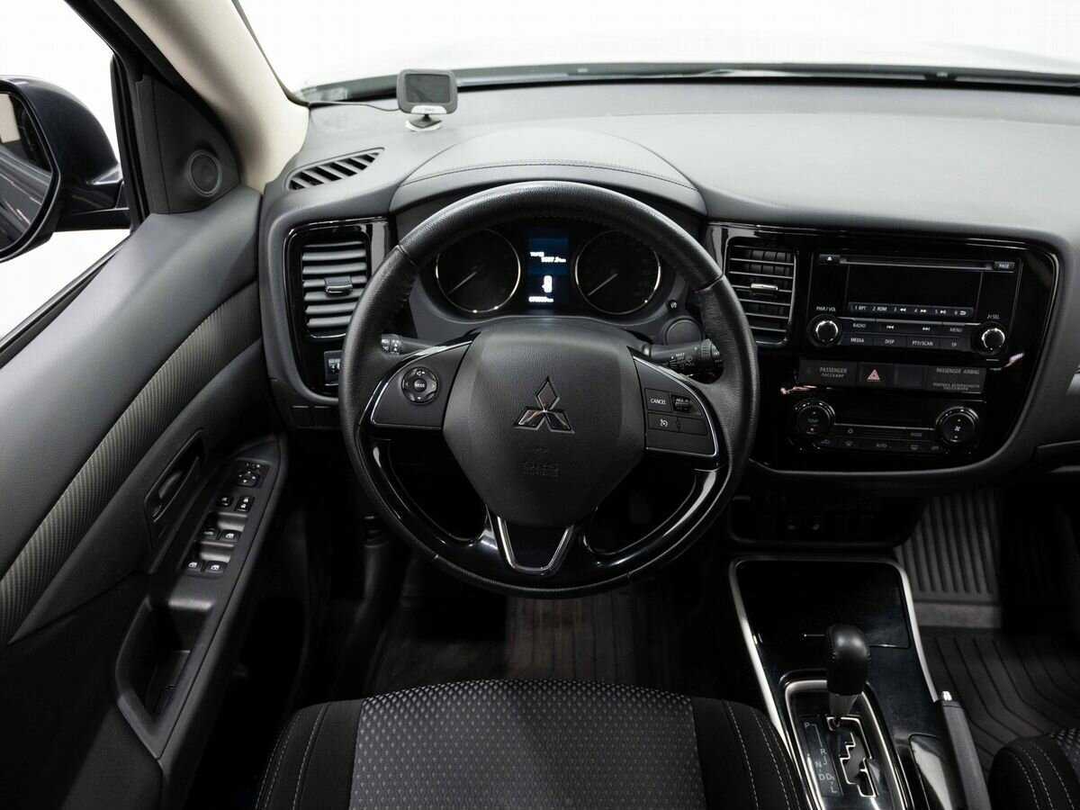 Mitsubishi Outlander, 2018 Фото №14