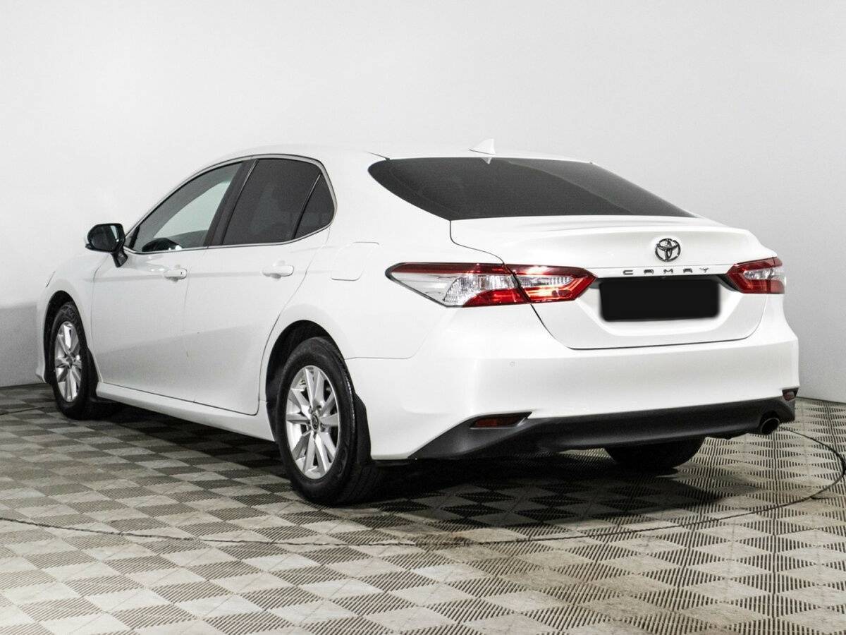 Toyota Camry, 2020 Фото №7