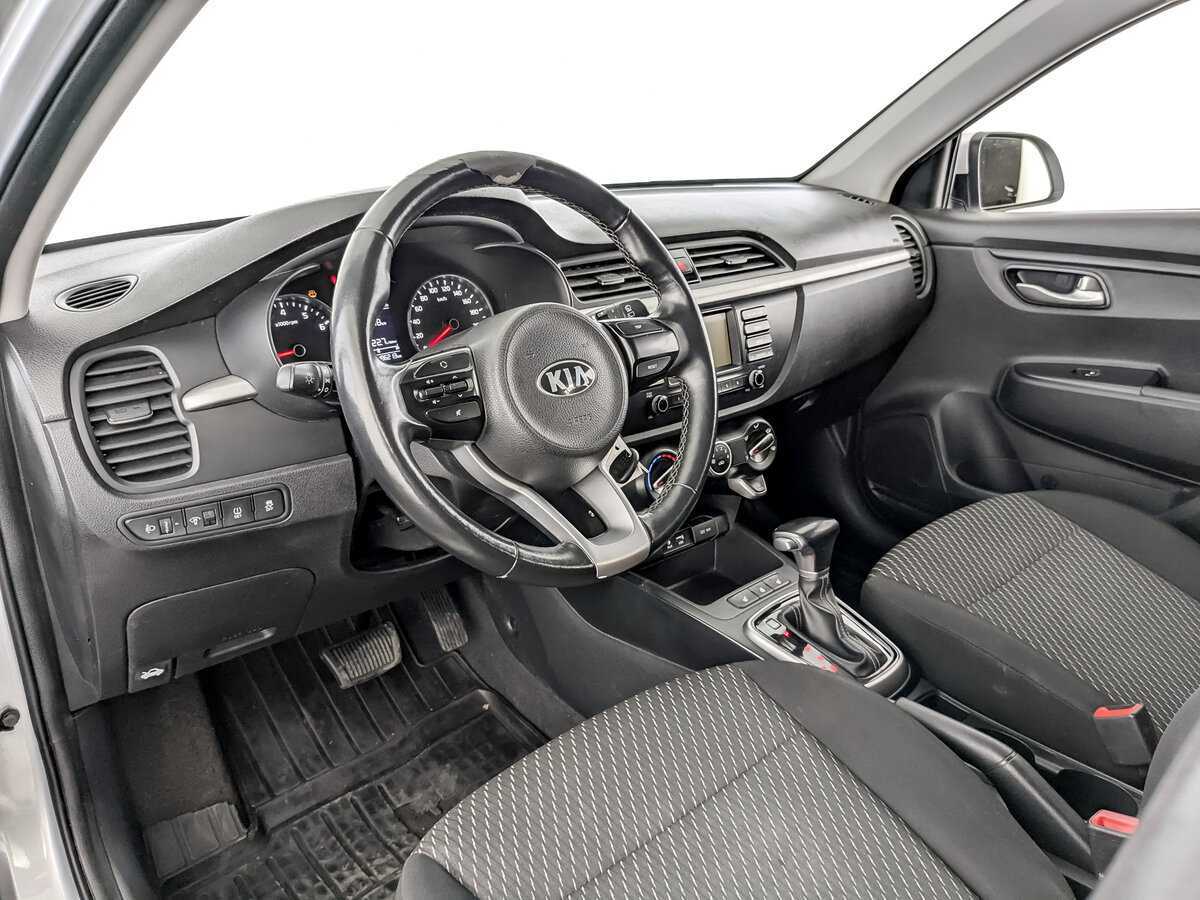 Kia Rio X-Line, 2020 Фото №16