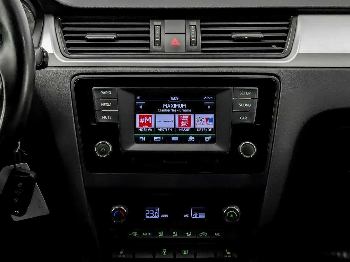 Skoda Rapid, 2016 Фото №15