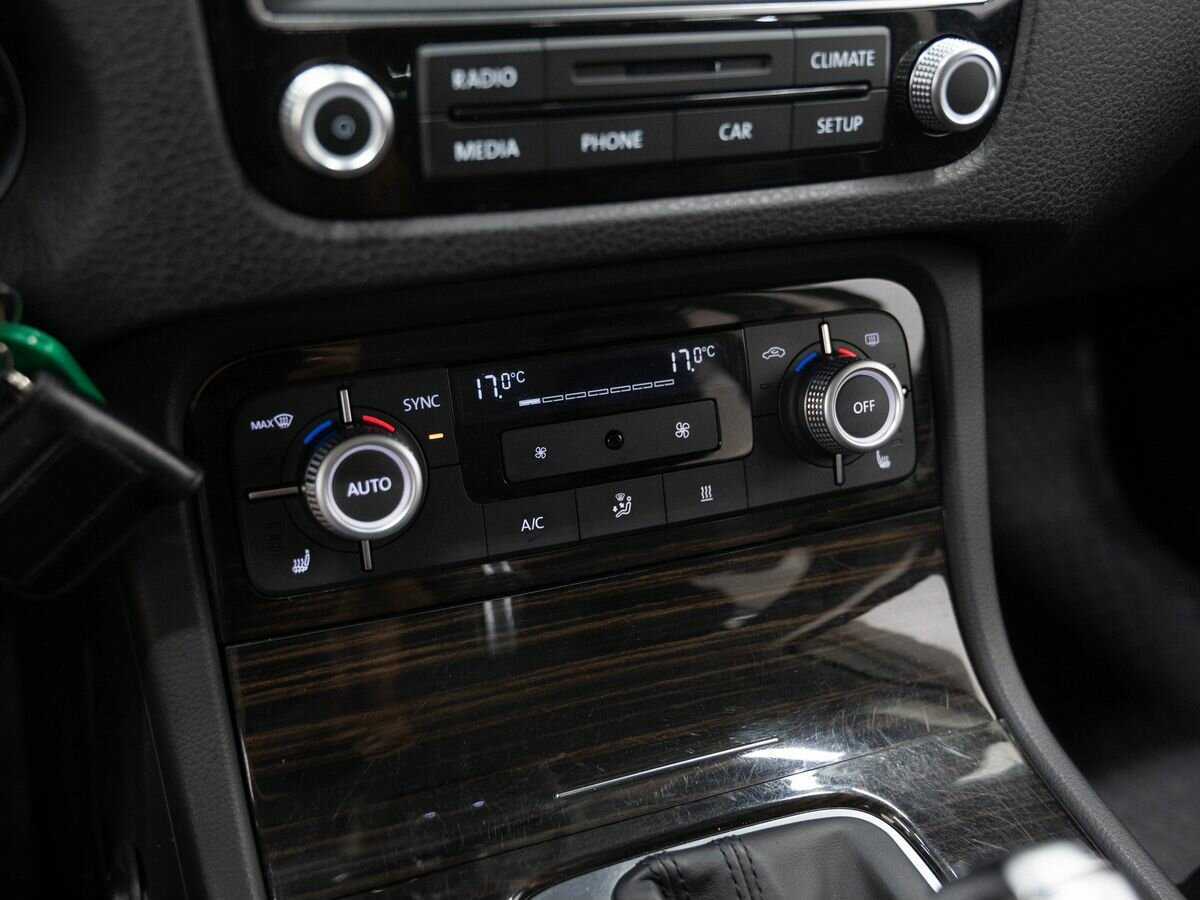 Volkswagen Touareg, 2016 Фото №20