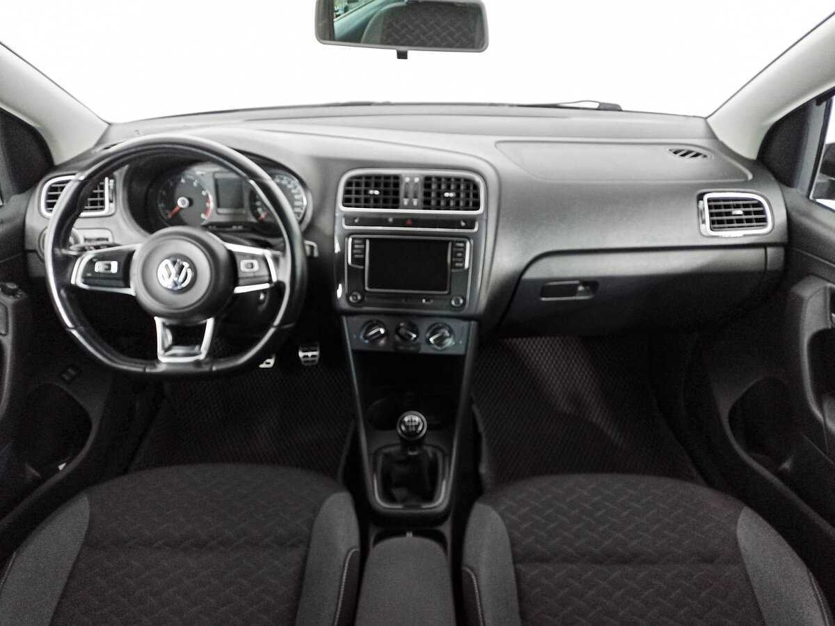 Volkswagen Polo, 2018 Фото №12