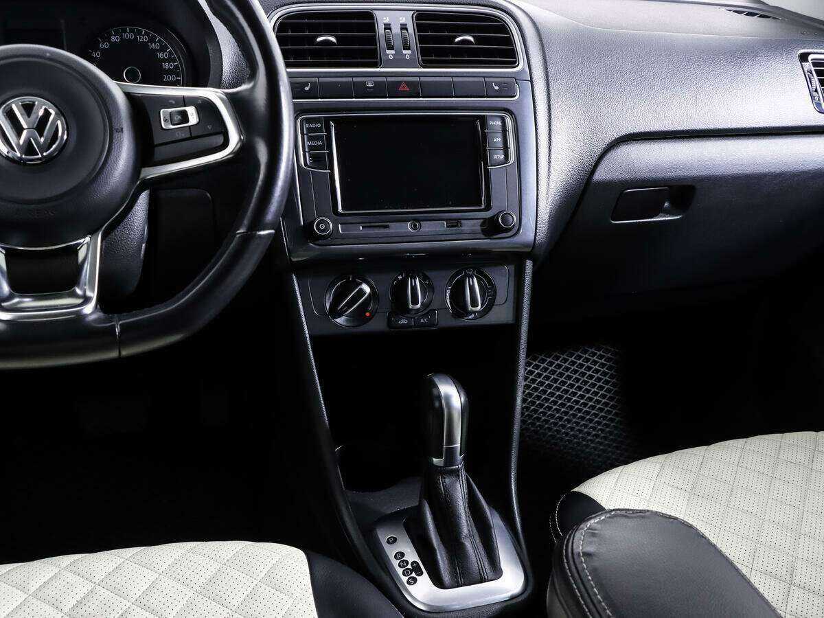 Volkswagen Polo, 2020 Фото №13