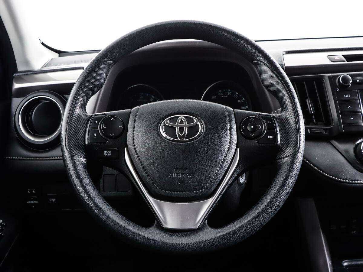 Toyota RAV4, 2017 Фото №12