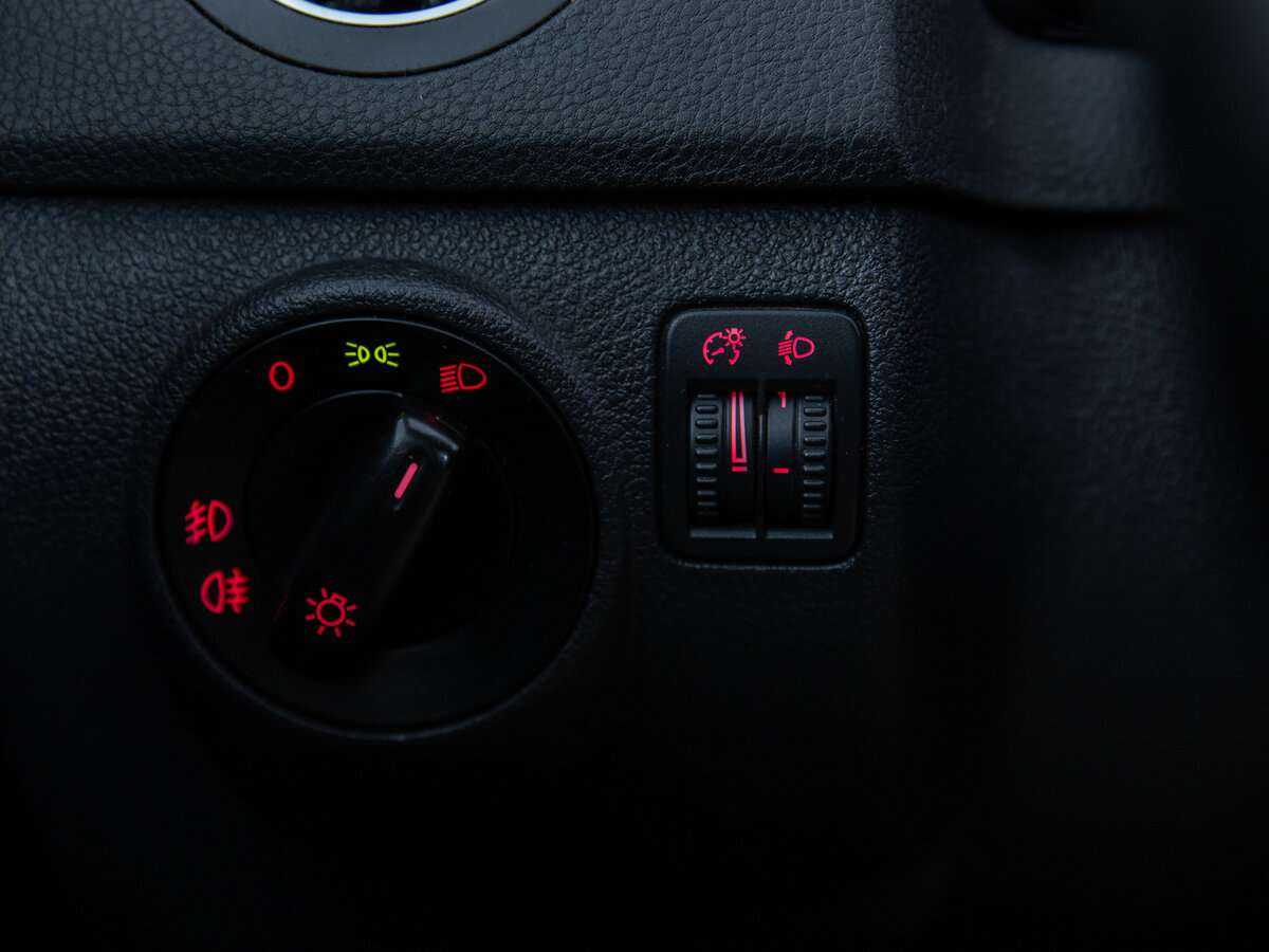 Volkswagen Golf Plus, 2012 Фото №13