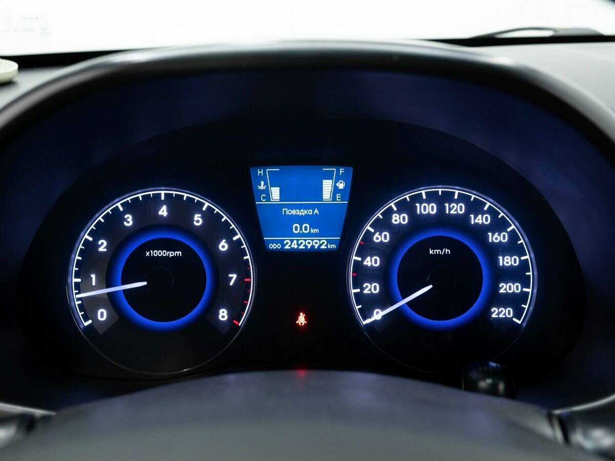 Hyundai Solaris, 2012 Фото №17
