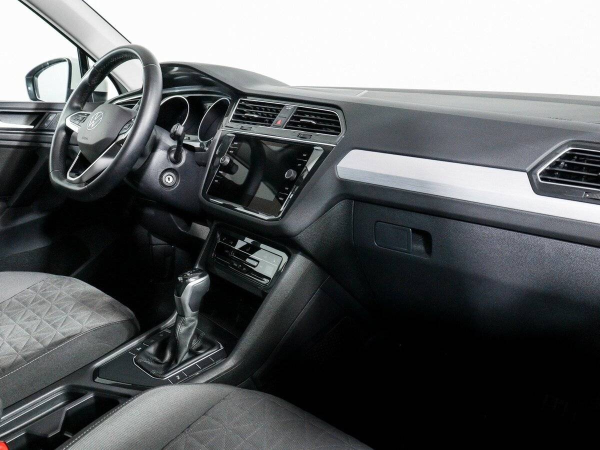 Volkswagen Tiguan, 2021 Фото №9