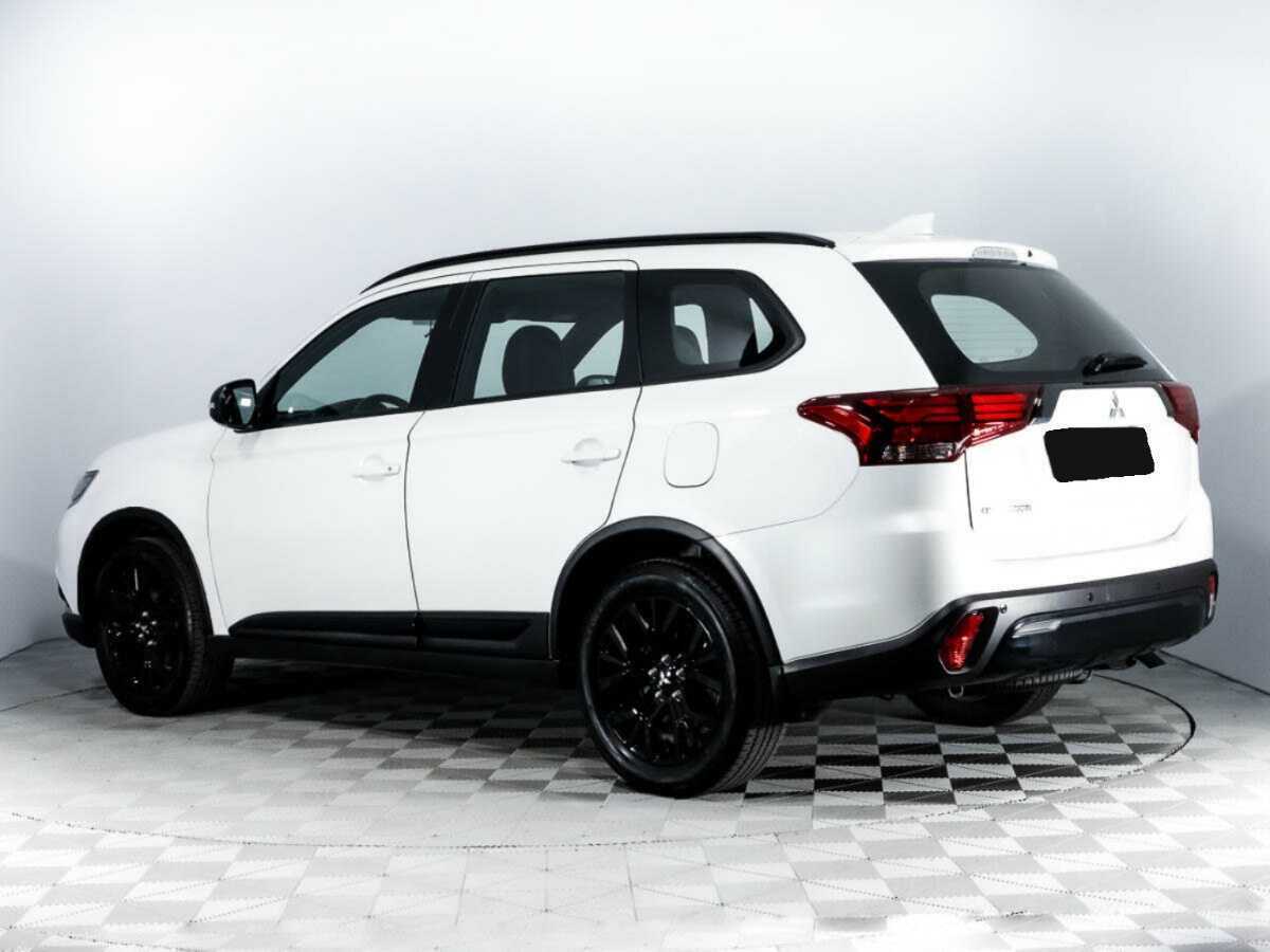 Mitsubishi Outlander, 2021 Фото №7