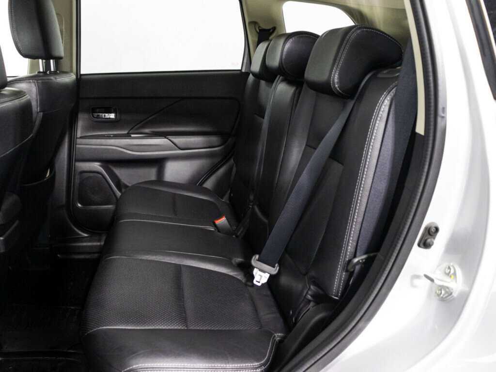 Mitsubishi Outlander, 2016 Фото №10