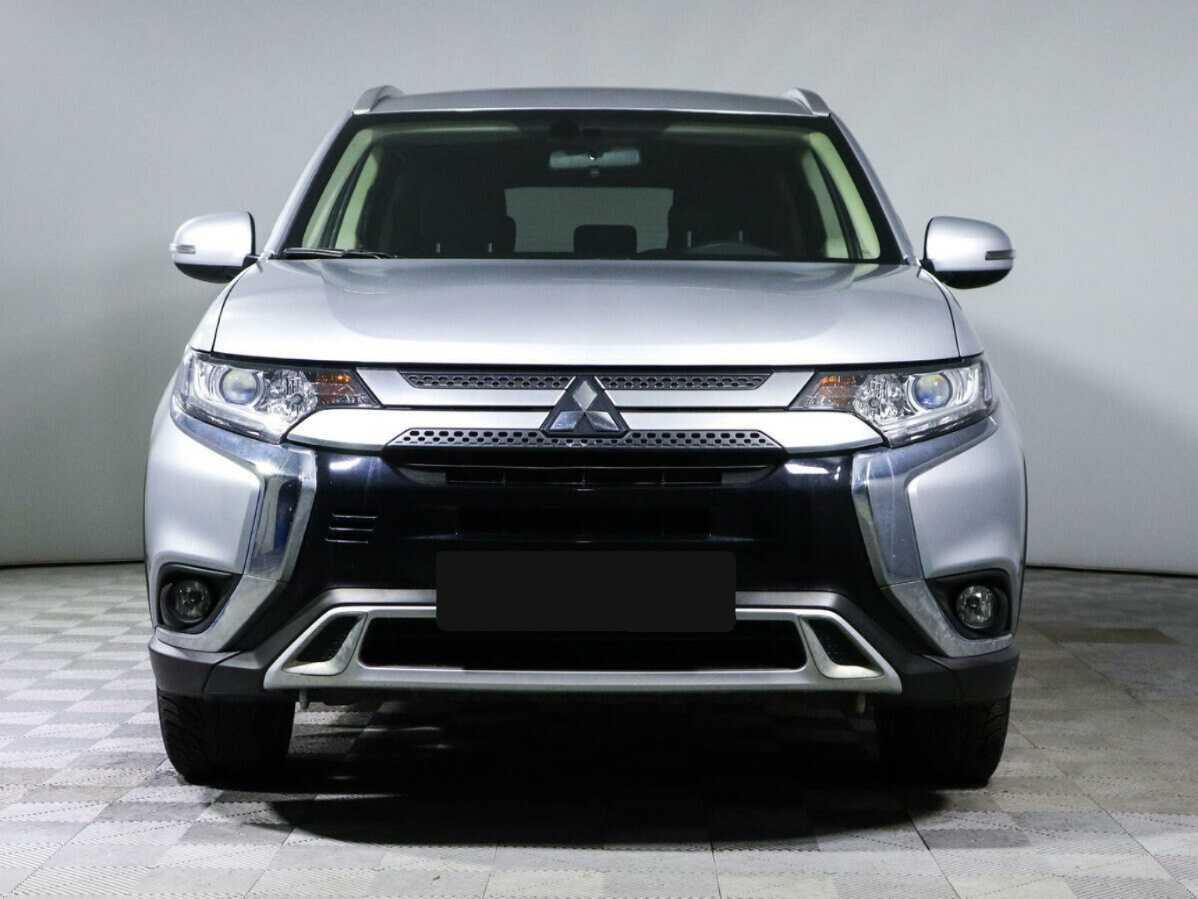 Mitsubishi Outlander, 2021 Фото №2