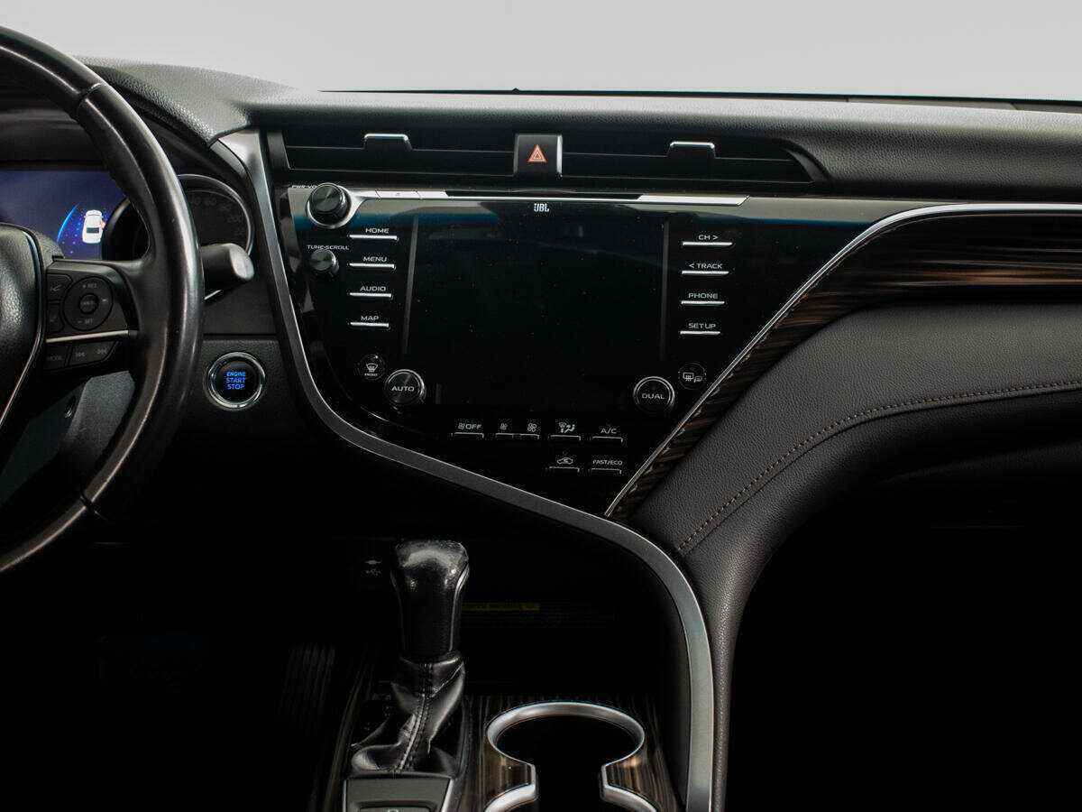Toyota Camry, 2019 Фото №8