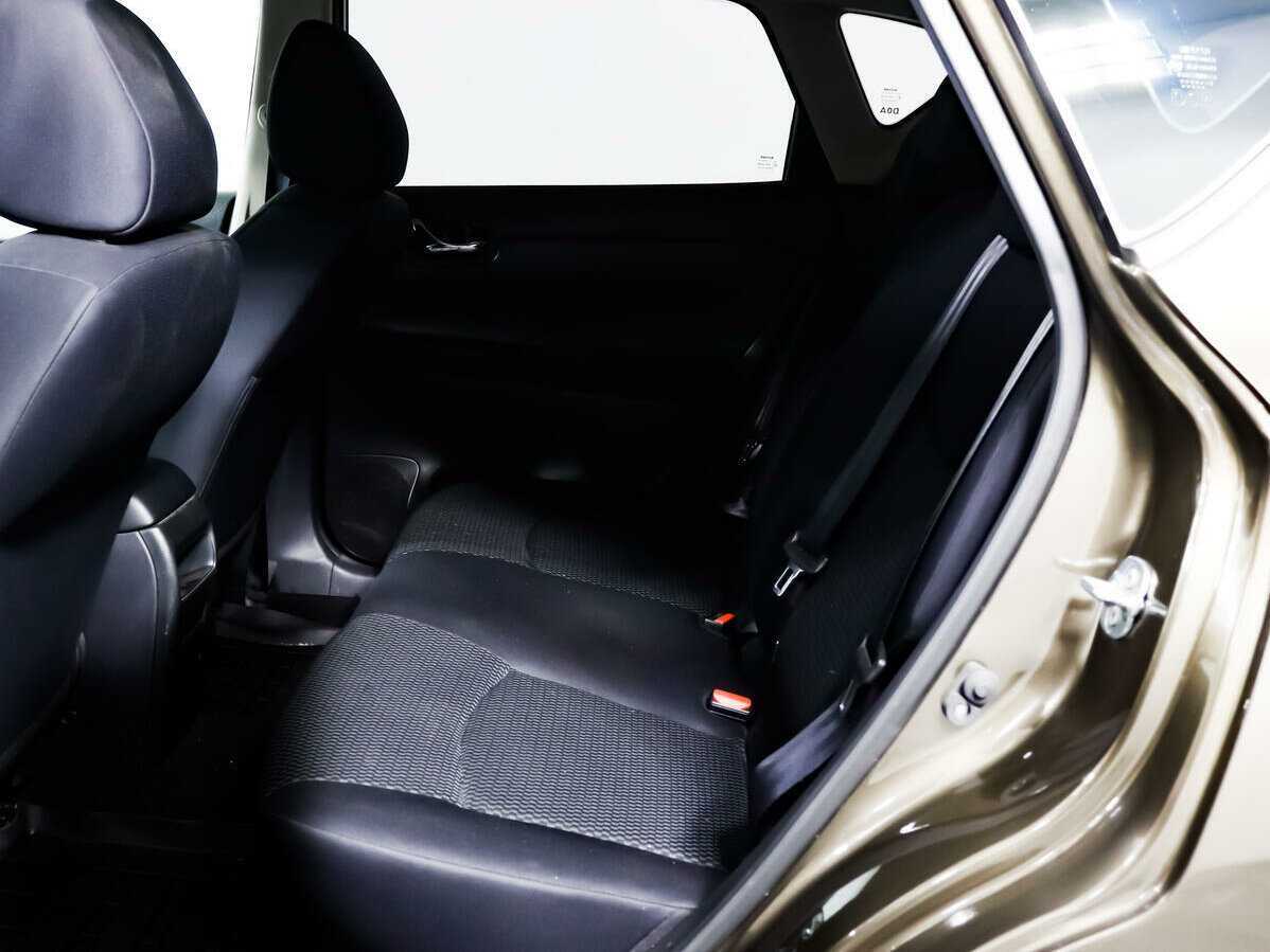 Nissan Tiida, 2015 Фото №10