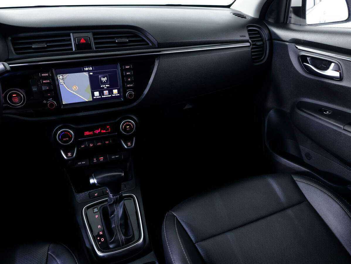 Kia Rio X-Line, 2018 Фото №14