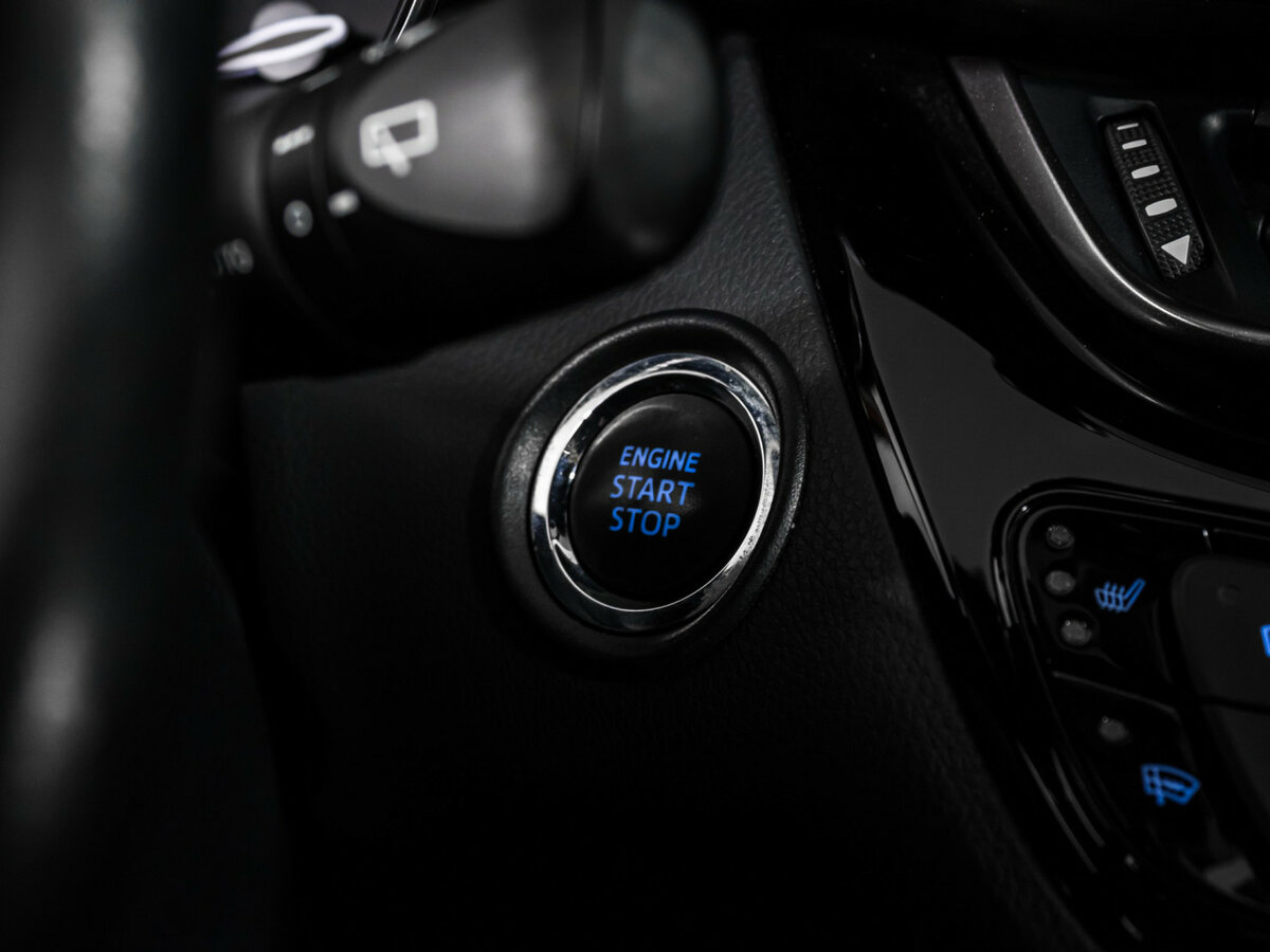 Toyota C-HR I Рестайлинг, 2019 Фото №17