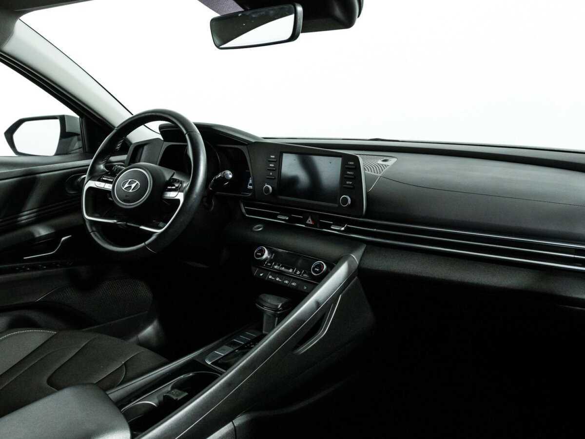 Hyundai Elantra, 2021 Фото №9