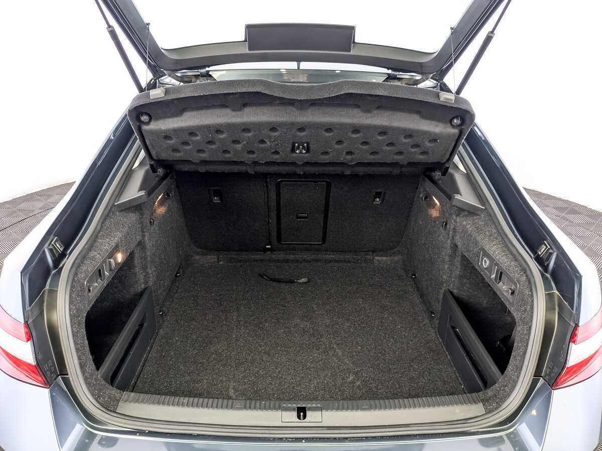 Skoda Superb, 2019 Фото №10