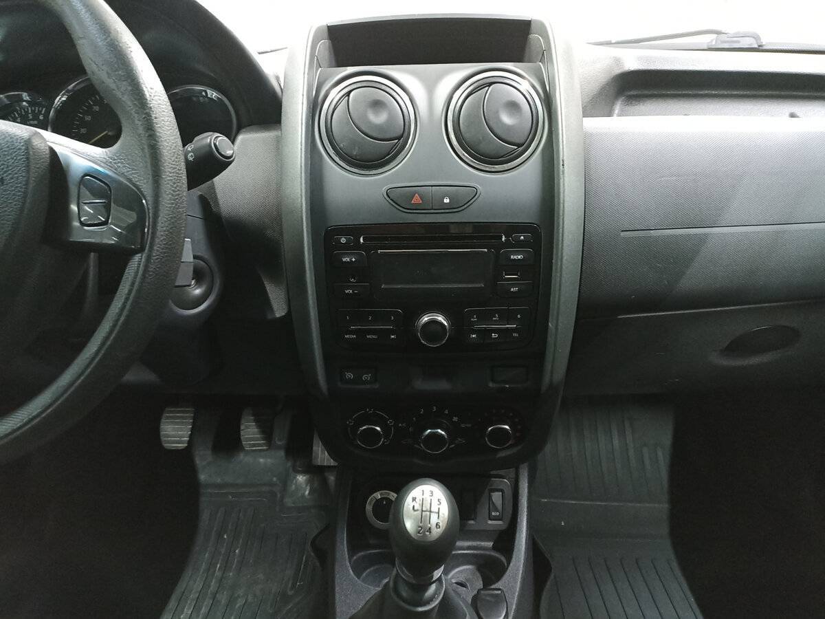 Renault Duster, 2015 Фото №15