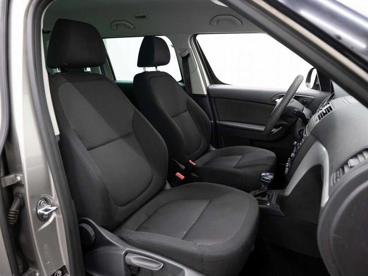 Skoda Yeti, 2012 Фото №12