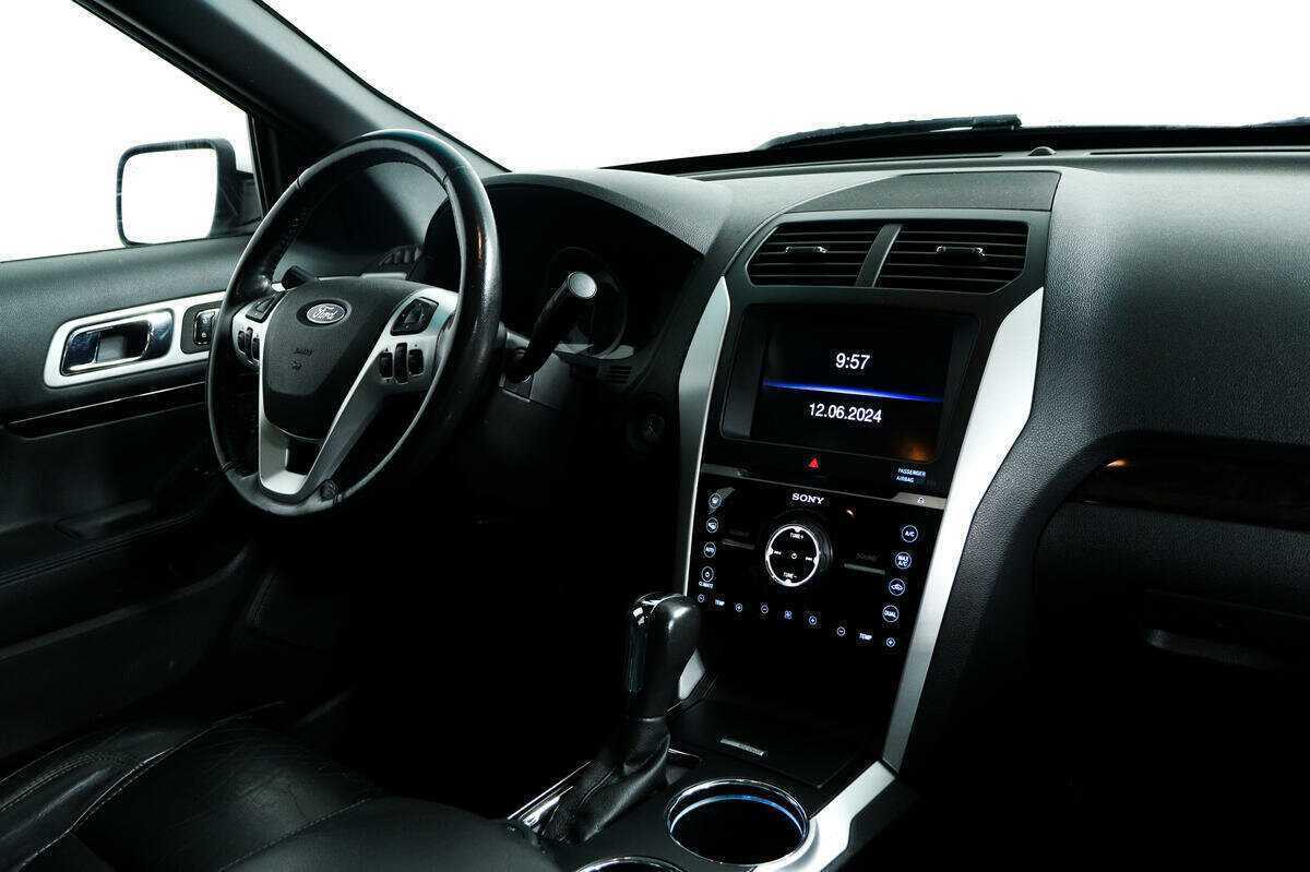 Ford Explorer, 2012 Фото №9