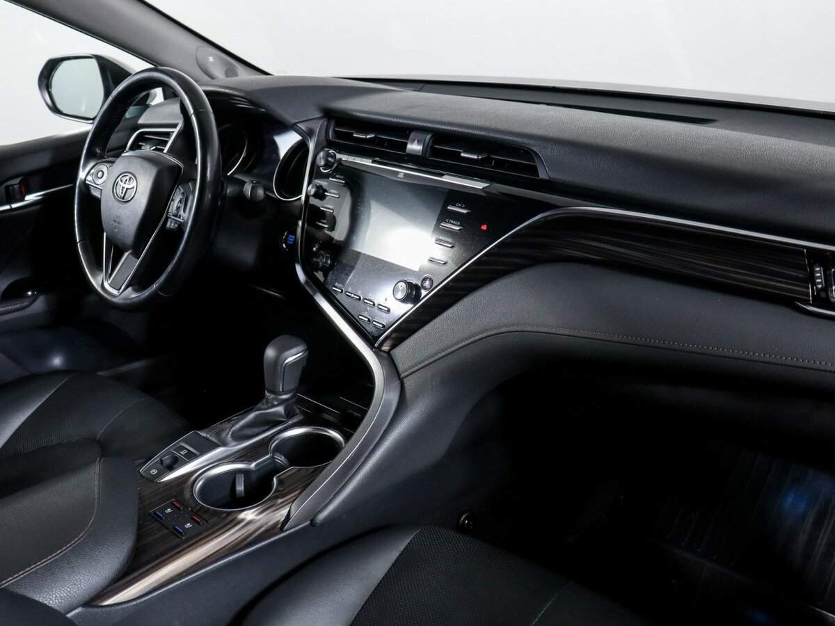 Toyota Camry, 2018 Фото №9