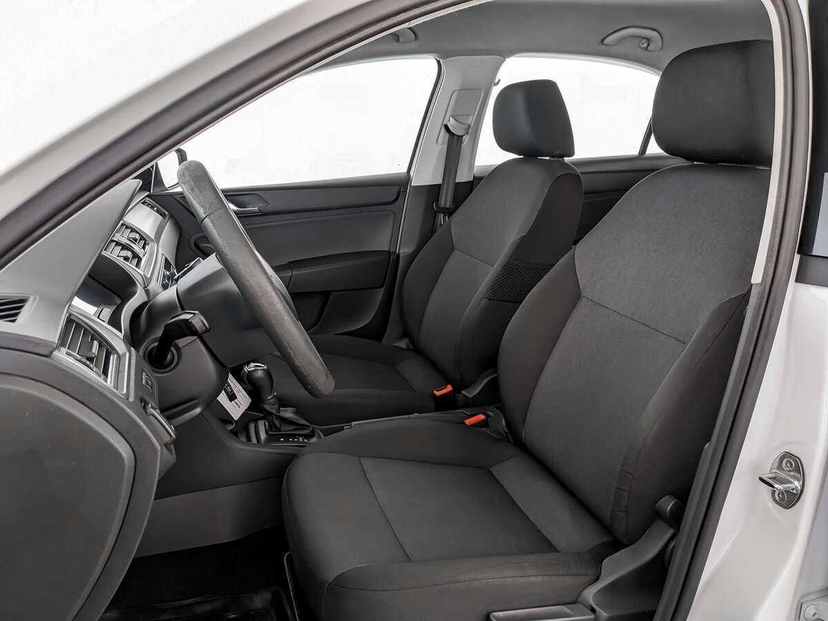 Skoda Rapid, 2017 Фото №18