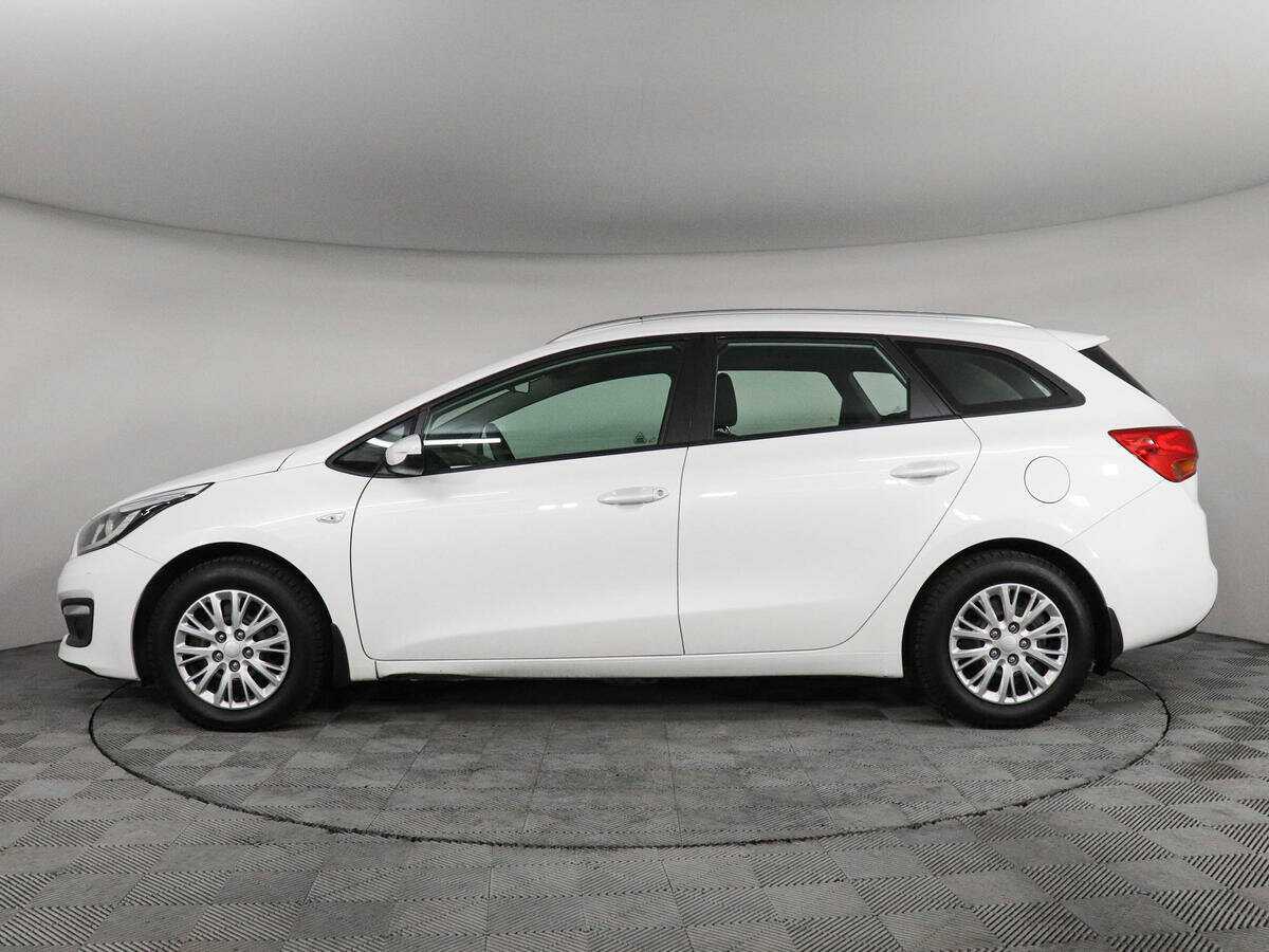 Kia Ceed, 2018 Фото №8