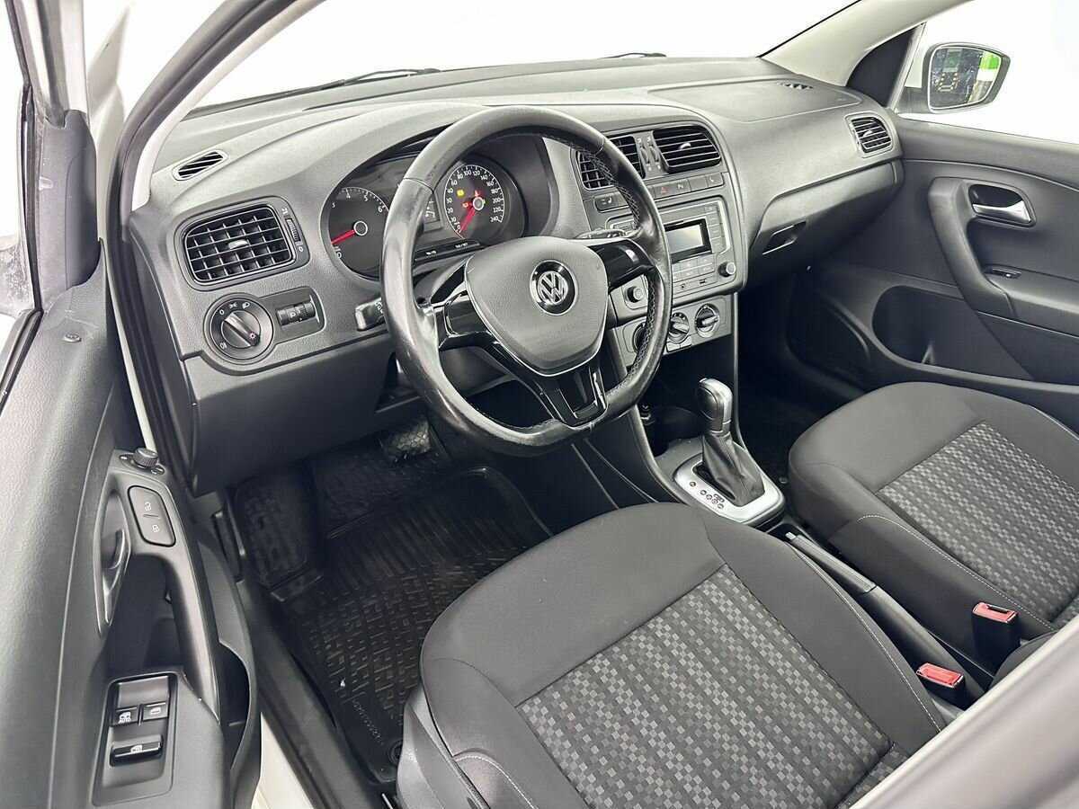 Volkswagen Polo, 2016 Фото №7