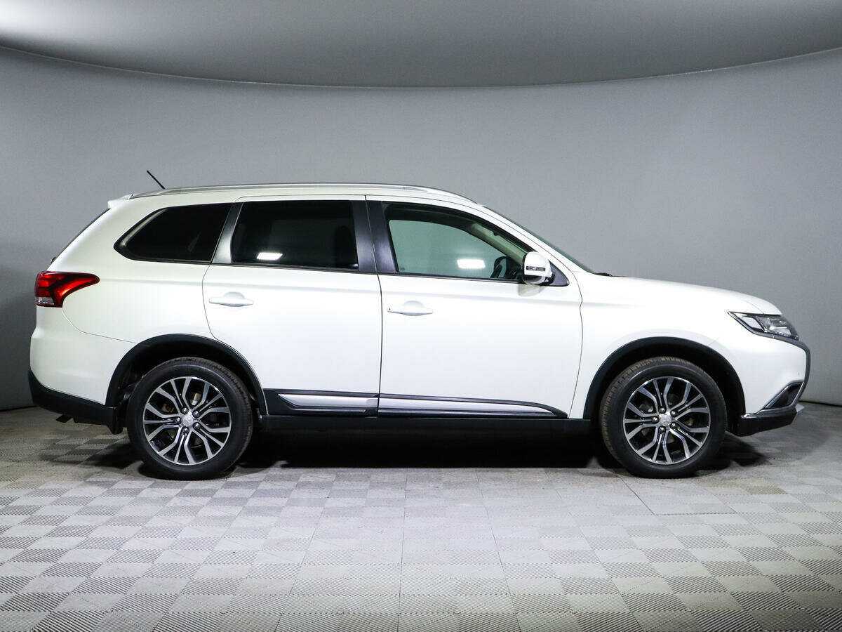 Mitsubishi Outlander, 2016 Фото №3
