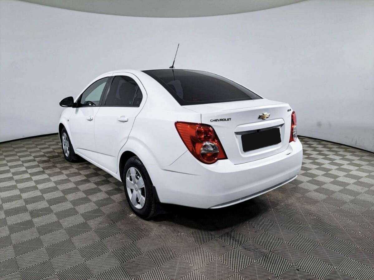 Chevrolet Aveo, 2013 Фото №7
