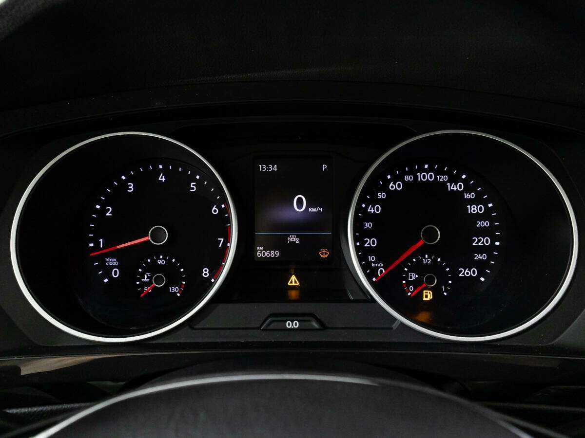 Volkswagen Tiguan, 2019 Фото №12