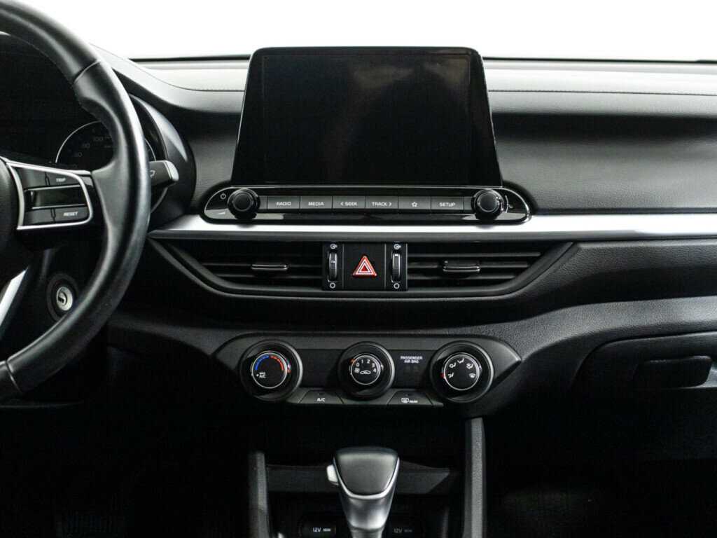 Kia Cerato, 2022 Фото №14