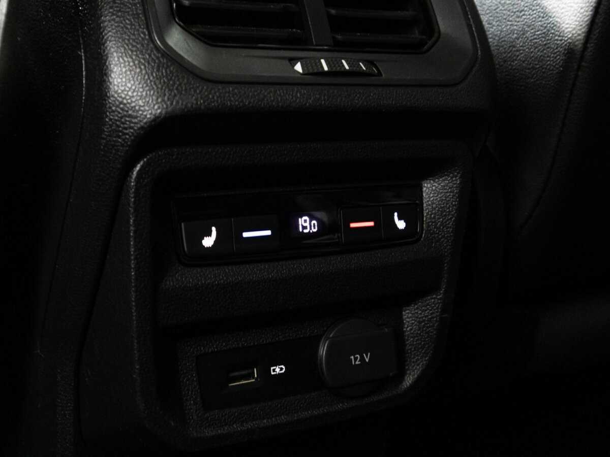 Volkswagen Tiguan, 2018 Фото №24