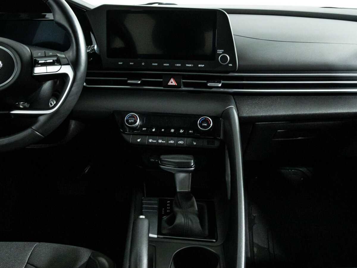 Hyundai Elantra, 2023 Фото №14