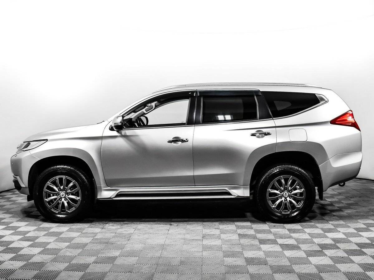 Mitsubishi Pajero Sport, 2017 Фото №8