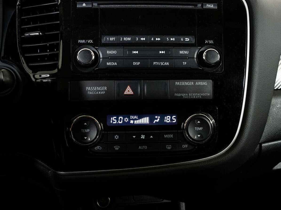 Mitsubishi Outlander, 2014 Фото №11